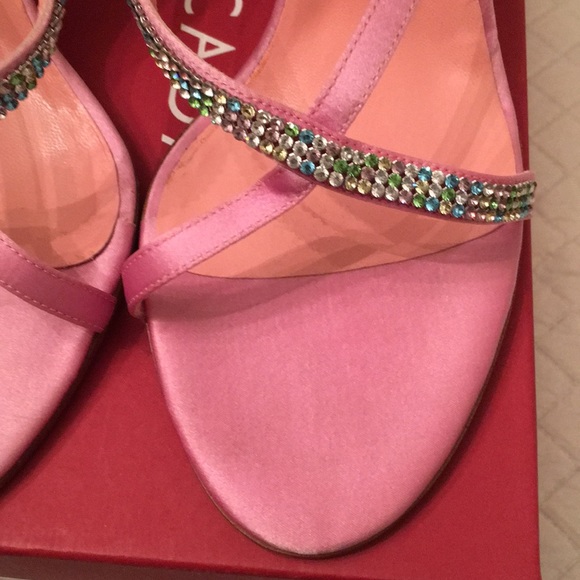 Escada GINA lavender crystal shoes - Picture 2 of 6